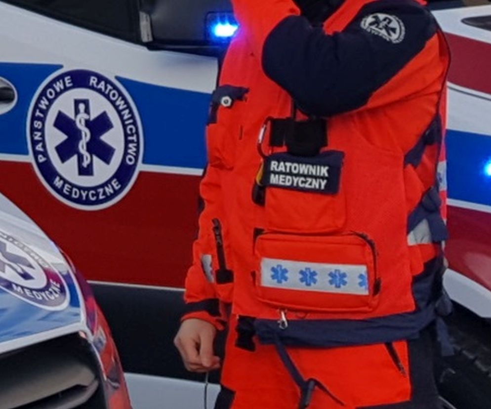 RATOWOWNIK MEDYCZNY, AMBULANS, KARETKA