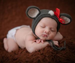 Najpopularniejsze imiona dla chłopców i dziewczynek w 2023 roku. Jest kilka zaskoczeń