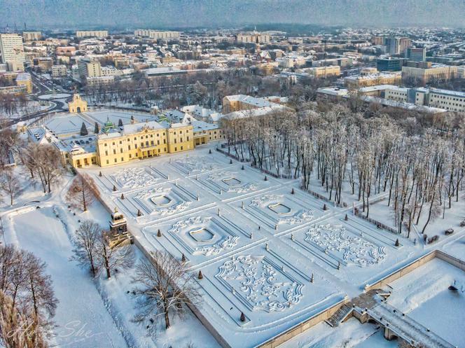 Zimowy Białystok na zdjęciach z drona. Musicie to zobaczyć! [ZDJĘCIE DNIA]