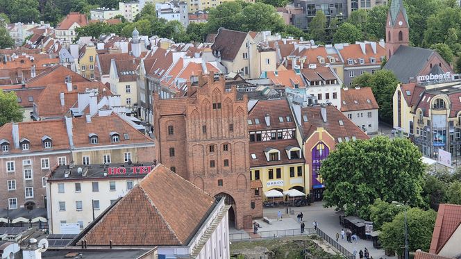 Olsztyn z lotu ptaka. Tak wygląda miasto z wieży ratuszowej