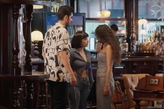 Melodi ginie potrącona przez pijaną rywalkę.