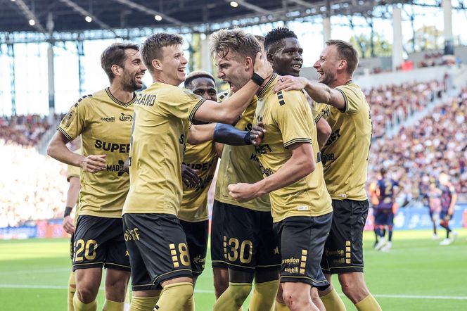 Górnik zdemolował Arkę! Co za pokaz siły lidera Ekstraklasy