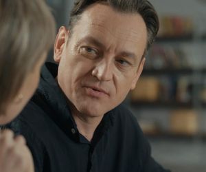 Barwy szczęścia, odcinek 3151. Sonia (Weronika Nockowska), Stefaniak (Paweł Ławrynowicz)