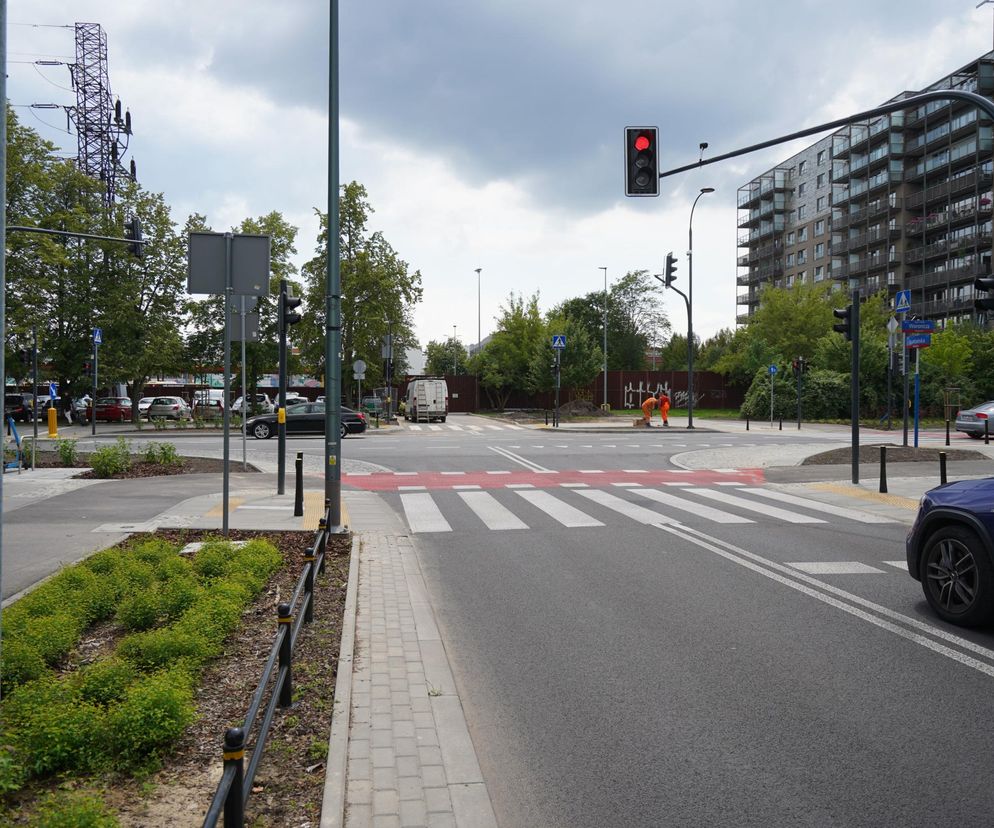 Katastrofa na Woronicza. Tu kierowca wjechał w grupę osób. Nowa sygnalizacja już działa