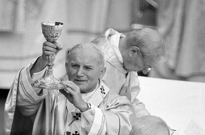 Tak wybrano kardynała Karola Wojtyłę na papieża