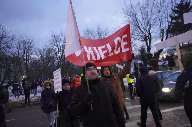 Protest kielczan przeciw budowie S74