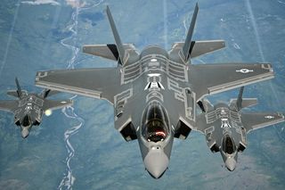 Dlaczego nie można przemalować samolotów F-35? Żaden wojskowy dowódca nie zgodziłby się na taką maskaradę