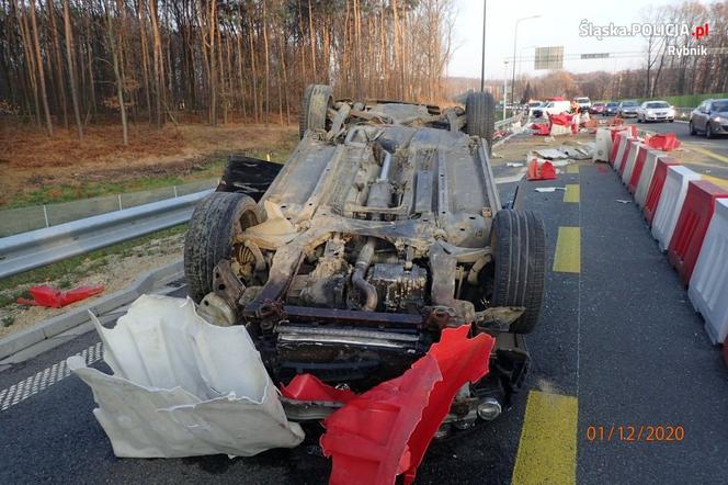 Alfa Romeo na dachu. Do tego prowadzi nadmierna prędkość