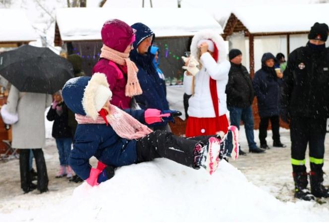 Jarmark Bożonarodzeniowy w podkieleckiej Morawicy