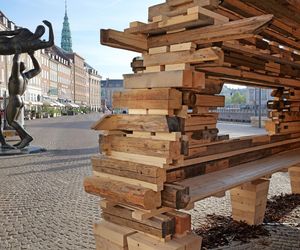 Barn Again - jeden z dwóch prezentowanych na Biennale pawilonów