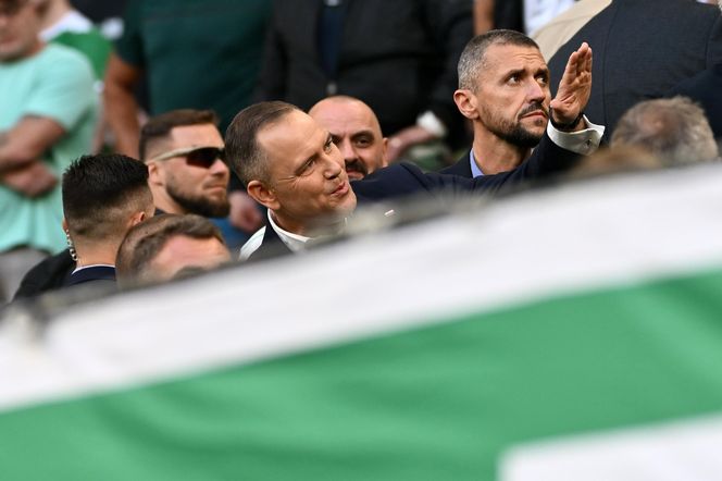 Prezydent RP w "młynie" Lechii Gdańsk! Karol Nawrocki zaskoczył kibiców