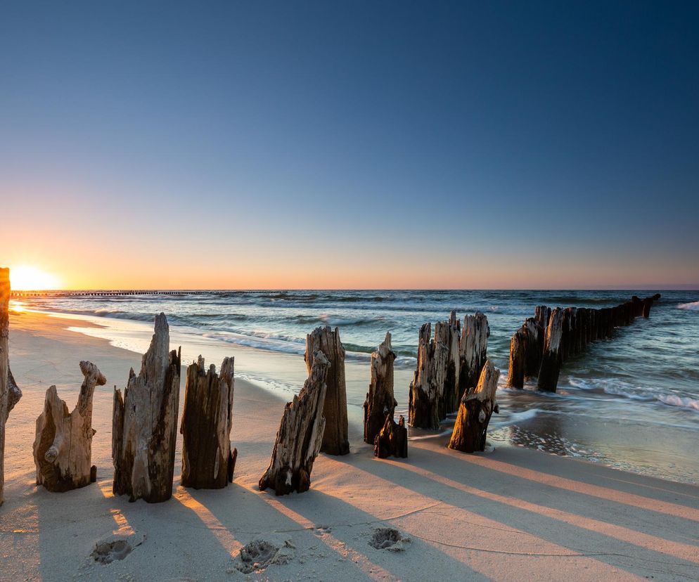 GIS ostrzega: zakaz kąpieli w Zachodniopomorskiem. Lista zamkniętych plaż