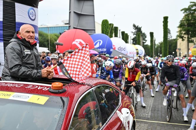 Kolarskie święto opanowało Wrocław. Tour de Pologne wystartował mimo kapryśnej pogody