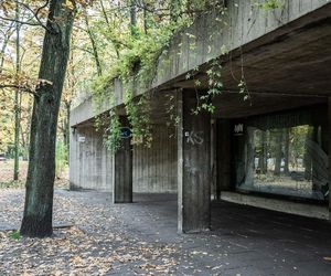 Brutalistyczna wiata: Westerplatte w Gdańsku