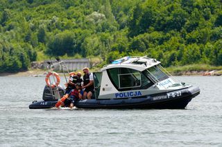 Kontrole, alkohol i utonięcia. Małopolska policja podsumowuje wakacyjne działania