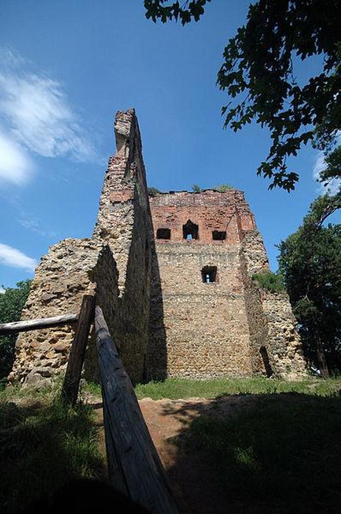 Zamek w Melsztynie - zobacz zdjęcia przed i po rekonstrukcji