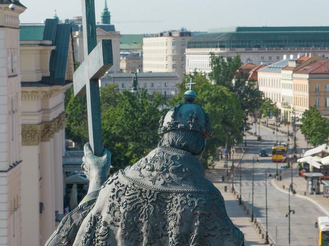 Tak wygląda pomnik  króla Zygmunta III Wazy. Co za widok!