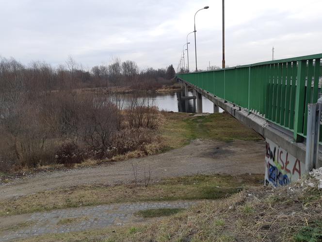 Opłakany stan mostu w Ostrowie