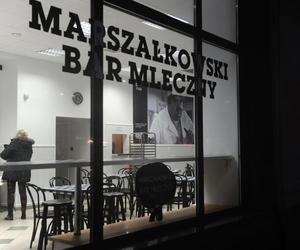 Co robić w Warszawie? Pomysły za 25 zł i mniej! Bar mleczny