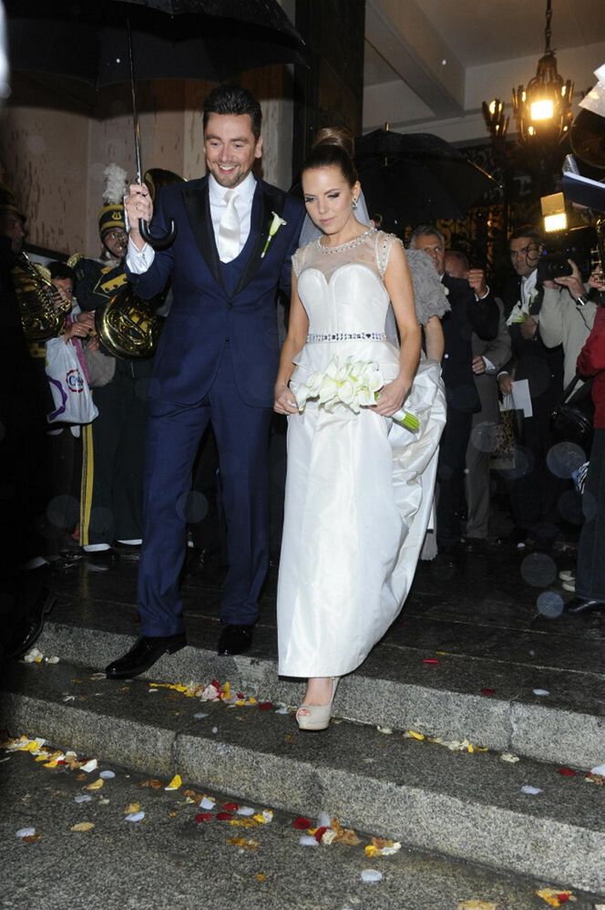 Porównaliśmy suknie ślubne córek prezydentów