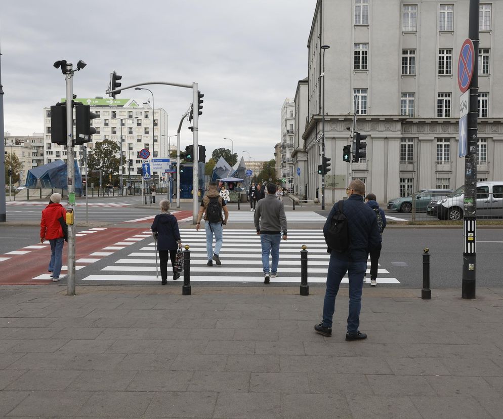 W Warszawie zawyły syreny. Tak zareagowali mieszkańcy stolicy