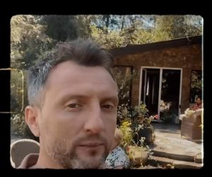 M jak miłość nowy sezon. Bartek (Arkadiusz Smoleński) na planie