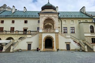 Mało kto wie o tym polskim zamku. To prawdziwa perła Podkarpacia