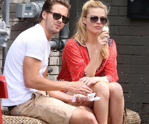 Margot Robbie, Tom Ackerley