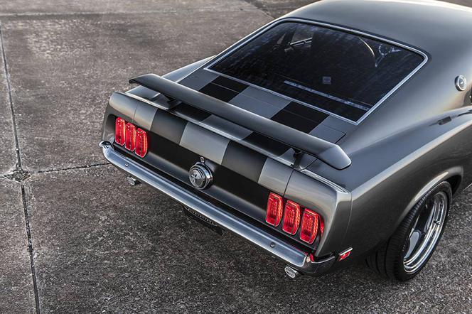 1000-konny Ford Mustang Mach 1