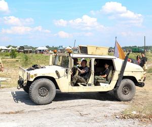 Śląskie Manewry 2024. Miłośnicy militariów spotkali się w Bytomiu