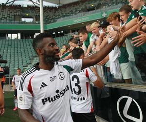 Legia z hukiem rusza po tytuł. Warszawski klub z wielką pompą zaprezentował kadrę na nowy sezon