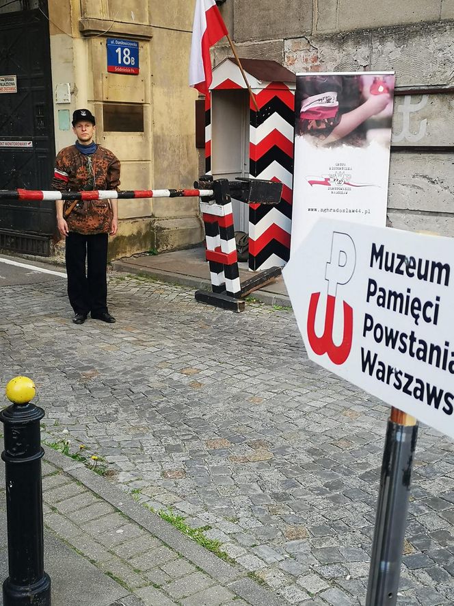 Muzeum Pamięci Powstania Warszawskiego musi się wyprowadzić!