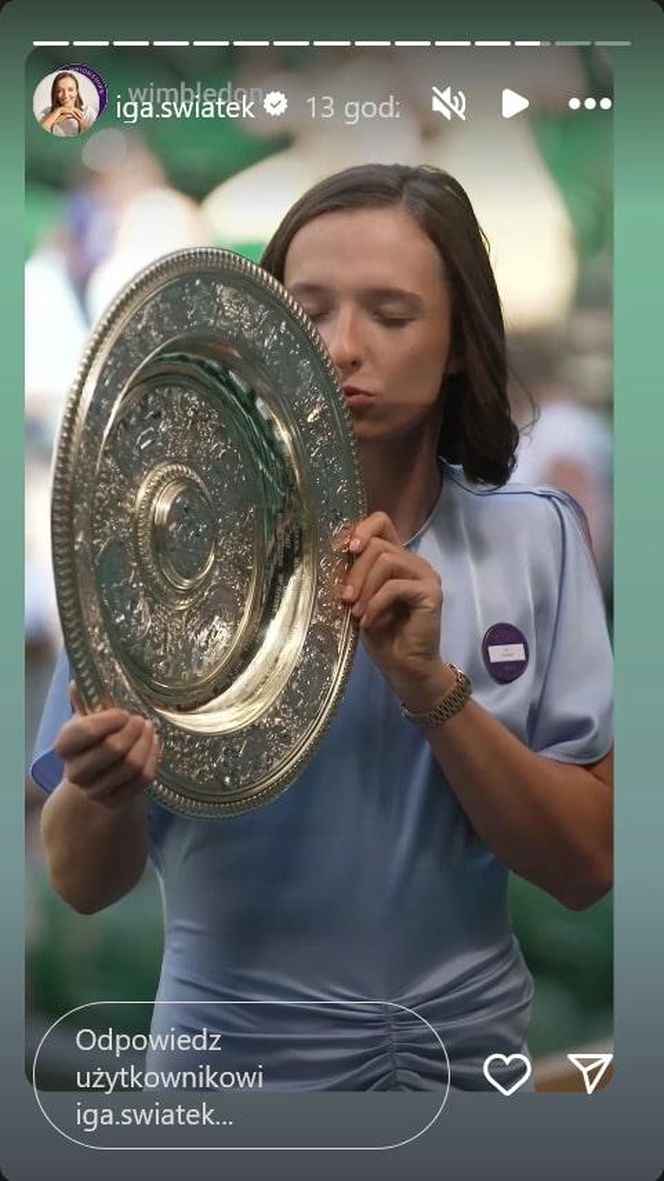 Wimbledon zdobyty, Rolex odkryty. Iga Świątek zachwyciła też błękitną kreacją!