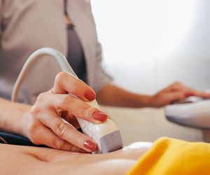 Badanie brzucha:  jak często należy badać swój brzuch i jakie badania wykonywać?