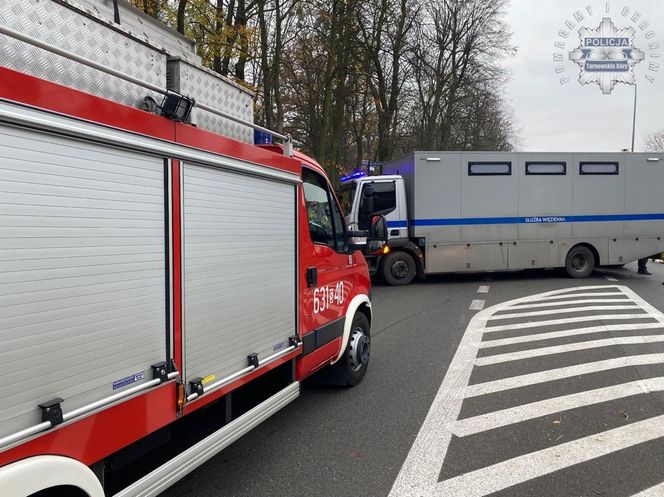 Zderzenie więziennej karetki z samochodem osobowym w Tarnowskich Górach