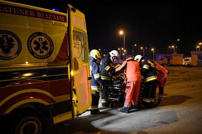   Tragiczny wypadek na A4. Autobus spadł z wiaduktu. Nie żyje 6 osób, 34 są ranne