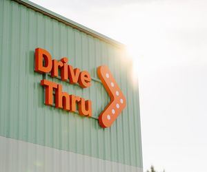 Czekali na to nawet 10 godzin! Szaleństwo na otwarciu Popeyes w Częstochowie