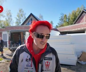 Michał Wiśniewski na budowie swojego domu