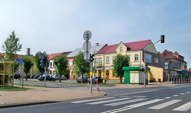 Wypadek w Zwoleniu. Ciężarówka staranowała pieszego! Utrudnienia na DK nr 12 [AKTUALIZACJA]