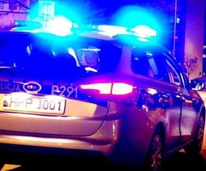 15-latek runął z wiaduktu i zginął pod kołami auta. Wcześniej spotkał się z dziewczyną