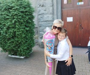 Krzyż runął na 5-letnią Marysię! Cudem przeżyła, a winnych wciąż brak