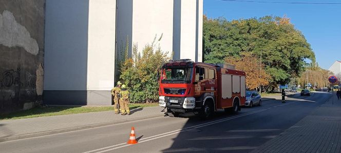 Groźny pożar mieszkania w Tarnowskich Górach. Jedna osoba poszkodowana