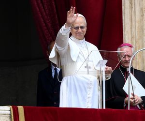Leon XIV podczas modlitwy Regina Caeli zaapelował o modlitwę o powołania i odwagę dla młodych ludzi