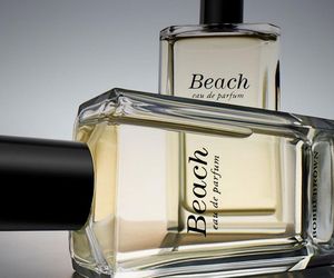 Perfumy na lato, od których się uzależniesz. Zpaacj wakacji i dni spędzonych na plaży