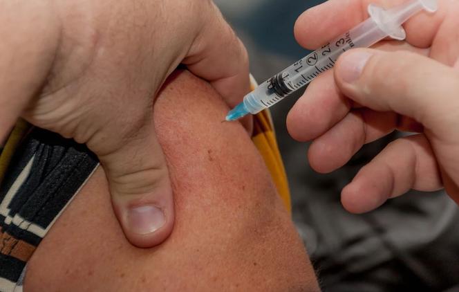 Szczepionka na koronawirusa: Od 15.01.2021 formularz dostępny dla wszystkich! Rząd przedstawił harmonogram