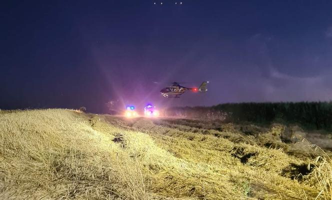 Wypadek na polu w Wygiełzowie. Kombajn wciągnął rolnika