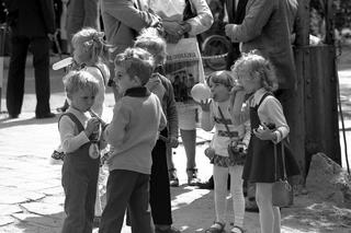 Zabawy dzieci w PRL-u