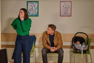 Na Wspólnej odc. 4065. Ania (Sonia Mietielica), Igor (Jakub Wesołowski), syn Jaś (Kazio Wierzbicki)