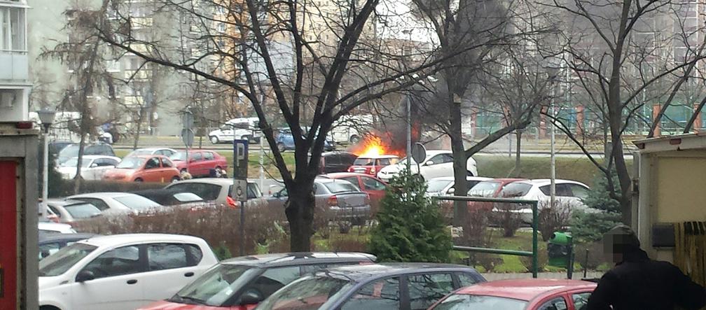 Pożar aut na Gocławiu