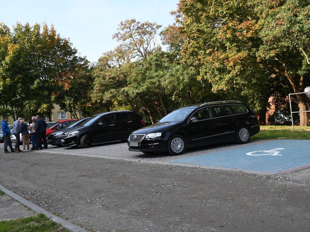 Nowe miejsca parkingowe we Fromborku